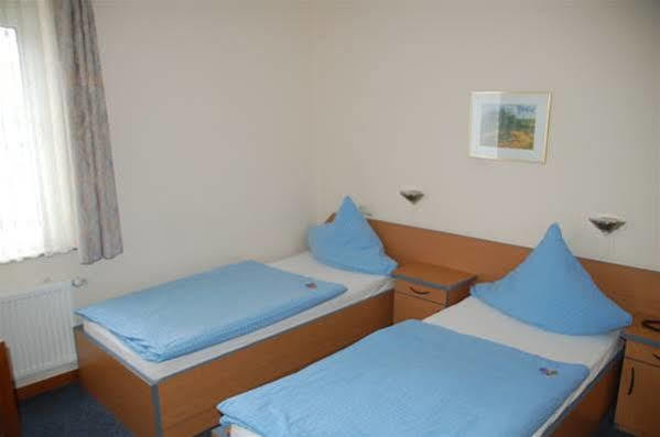 Hotel Schmidt Garni Эссен Экстерьер фото